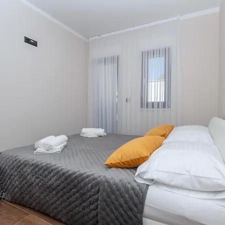 Ap12B Apartment Makarska Exterior photo