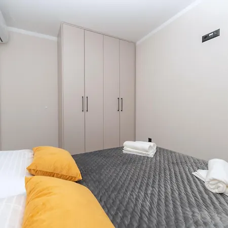 Ap12B Apartment Makarska Exterior photo