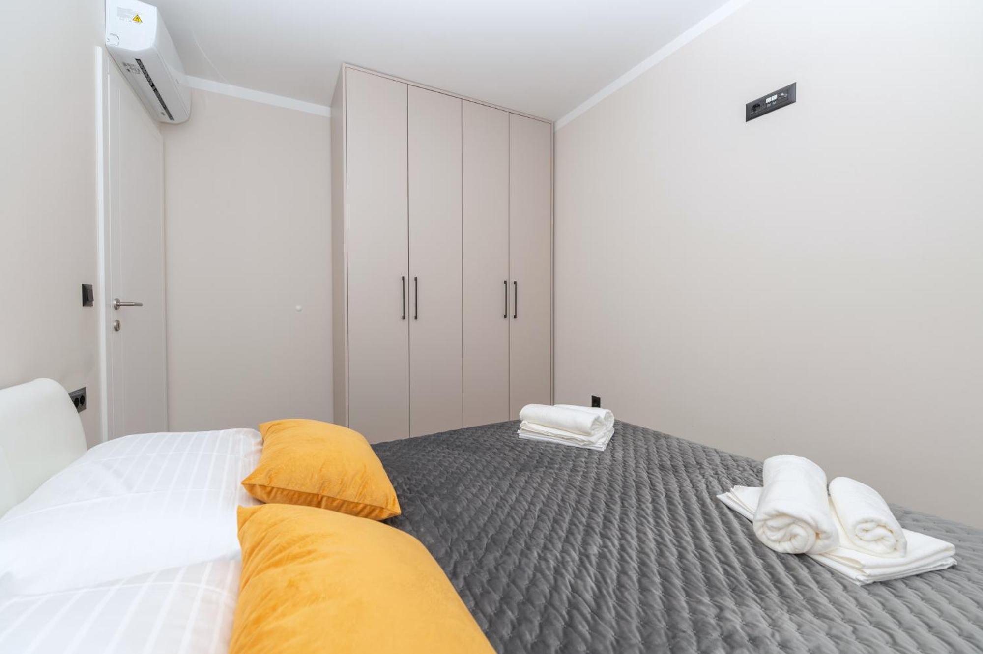 Apartment Ap12b Makarska